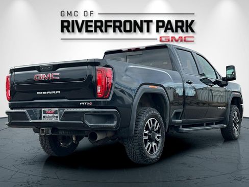 Used 2020 GMC Sierra 2500 AT4 w/ AT4 Premium Package image 3