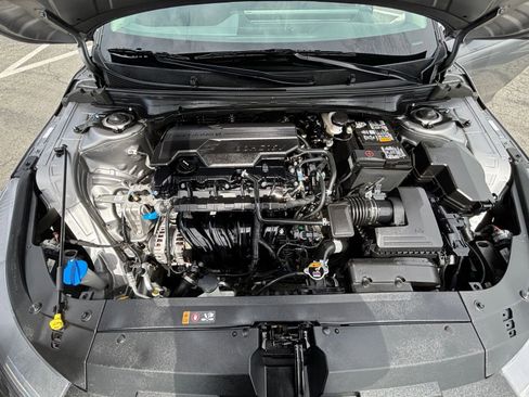 Used 2025 Kia K4 LXS image 34