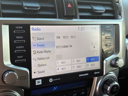 Used 2021 Toyota 4Runner Limited AWD/4WD image 23