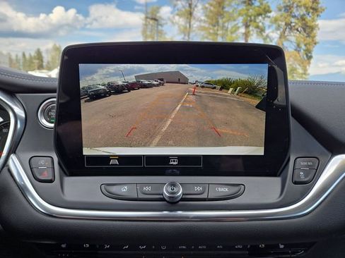 Used 2023 Chevrolet Blazer LT AWD/4WD image 25