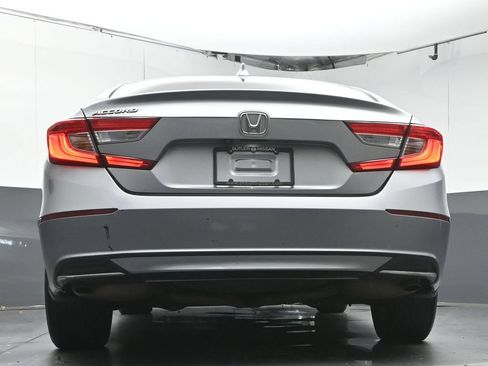 Used 2019 Honda Accord EX image 36