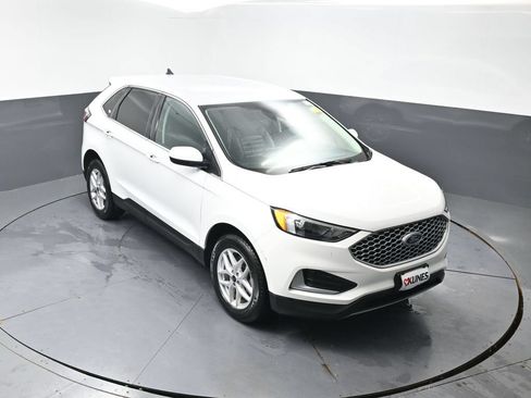 Used 2024 Ford Edge SEL AWD/4WD image 44
