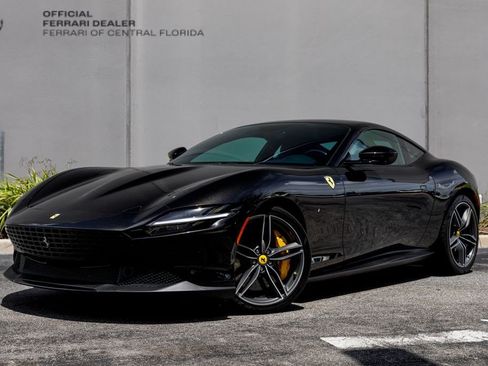 Used 2022 Ferrari Roma RWD image 1