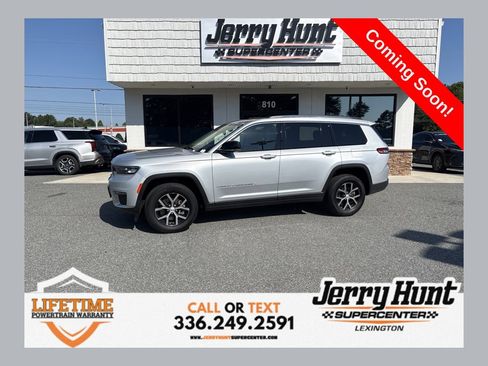 Used 2023 Jeep Grand Cherokee L Limited AWD/4WD image 1