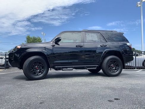 Used 2023 Toyota 4Runner TRD Off-Road Premium w/ Moonroof Package AWD/4WD image 5