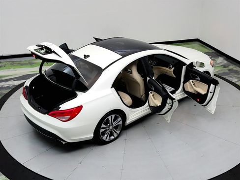 Used 2015 Mercedes-Benz CLA 250 image 37