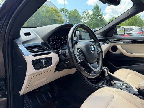 Used 2019 BMW X1 xDrive28i w/ Convenience Package AWD/4WD image 10