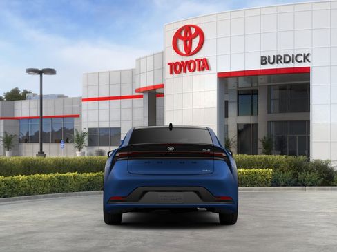 New 2026 Toyota Prius XLE FWD image 10