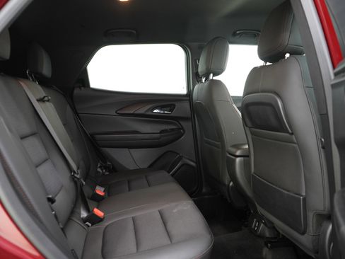 Used 2023 Chevrolet TrailBlazer RS w/ Convenience Package AWD/4WD image 12