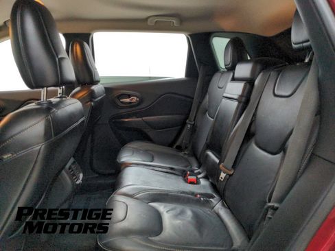 Used 2015 Jeep Cherokee Limited AWD/4WD image 27