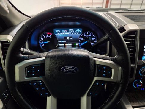 Used 2018 Ford F250 Lariat w/ Lariat Value Package AWD/4WD image 43