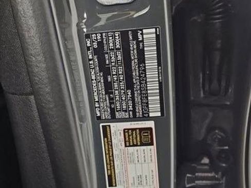 New 2025 Mercedes-Benz GLS 580 4MATIC image 17