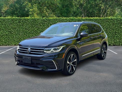 Used 2024 Volkswagen Tiguan SEL R-Line AWD/4WD image 8