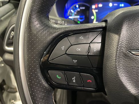 Used 2020 Chrysler Pacifica Limited w/ Advanced Safetytec Group image 21