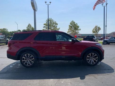 Certified 2023 Ford Explorer ST AWD/4WD image 2