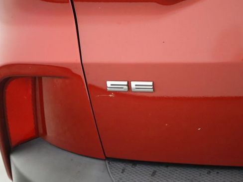 Used 2022 Ford Escape SE w/ Convenience Package FWD image 34
