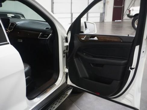 Used 2016 Mercedes-Benz GLE 350 image 23