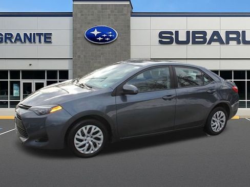 Used 2017 Toyota Corolla L image 4