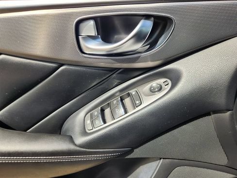 Used 2015 INFINITI Q50 Premium w/ Navigation Package RWD image 22