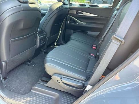 Certified 2026 INFINITI QX60 Luxe w/ Cargo Package AWD/4WD image 11