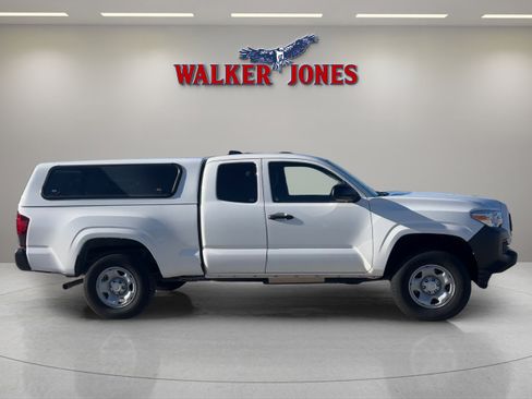 Used 2023 Toyota Tacoma SR image 2