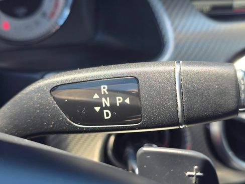 Used 2013 Mercedes-Benz GLK 350 4MATIC image 29