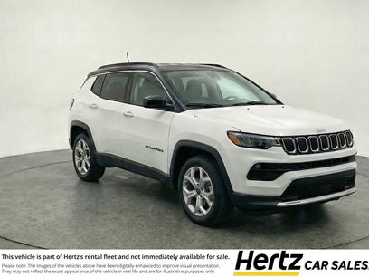 Used 2025 Jeep Compass Latitude