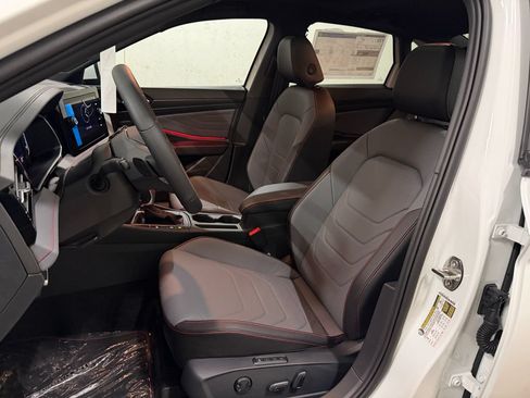 New 2026 Volkswagen Jetta GLI Autobahn FWD image 11