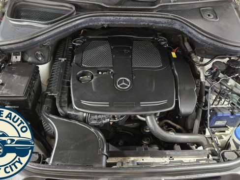 Used 2014 Mercedes-Benz ML 350 4MATIC w/ Premium 1 Package image 38