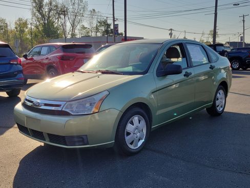 Used 2008 Ford Focus S image 2