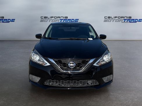 Used 2019 Nissan Sentra SV image 2