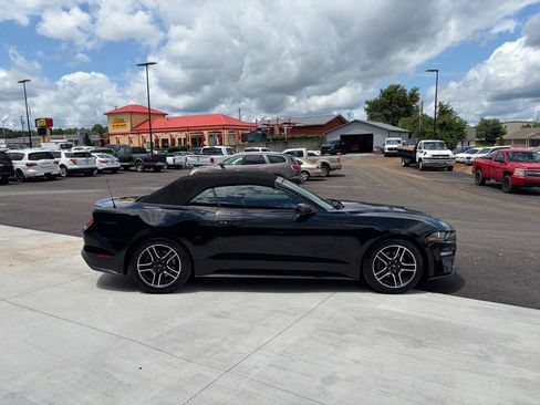Used 2021 Ford Mustang Premium RWD image 6