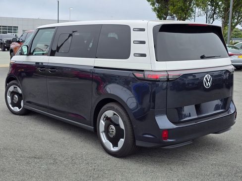 Used 2025 Volkswagen ID. Buzz Pro S Plus AWD/4WD image 3