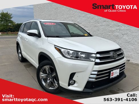 Used 2017 Toyota Highlander Limited Platinum AWD/4WD image 1