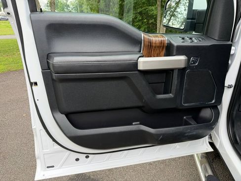 Used 2018 Ford F150 Lariat AWD/4WD image 15