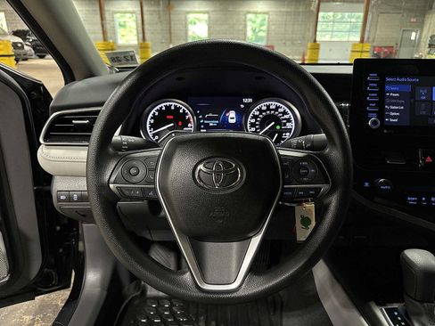 Used 2024 Toyota Camry LE AWD/4WD image 18