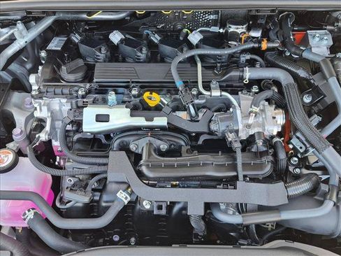 New 2027 Toyota Prius LE FWD image 15