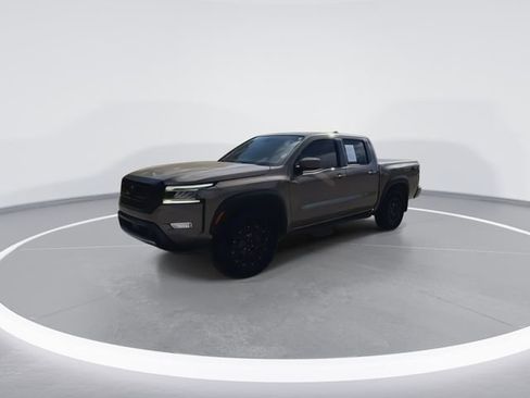 Used 2022 Nissan Frontier PRO-4X w/ Pro-4X Premium Package image 5