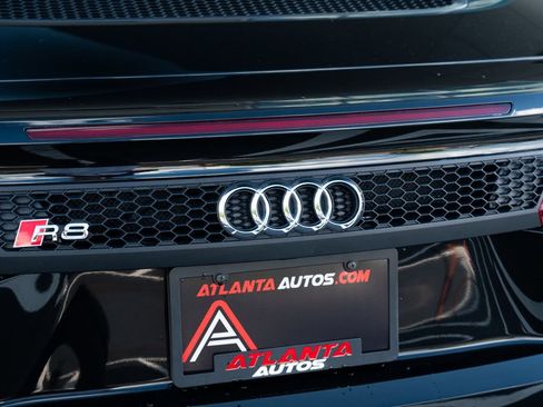 Used 2018 Audi R8 V10 AWD/4WD image 16