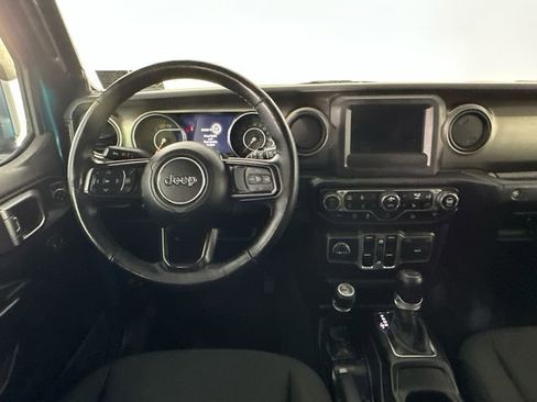 Used 2020 Jeep Wrangler Unlimited Sport image 15