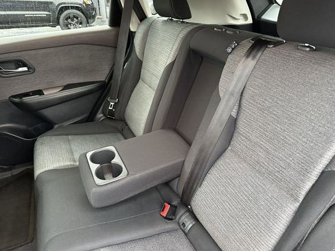 Used 2021 Nissan Rogue SV FWD image 45