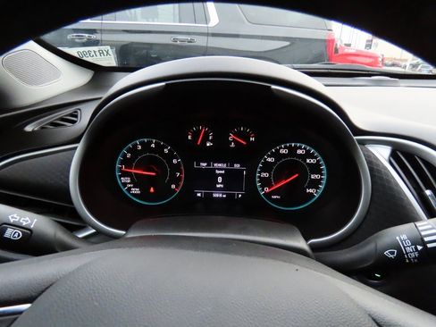 Used 2024 Chevrolet Malibu LT image 27