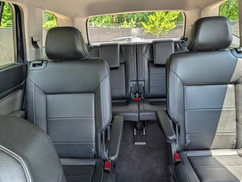 Used 2023 Volkswagen Atlas SE FWD image 19
