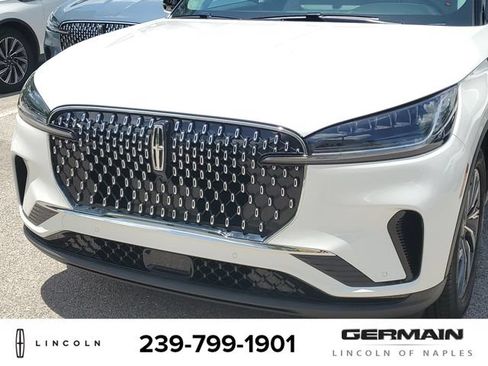 New 2026 Lincoln Aviator 2WD image 13