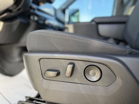 New 2026 GMC Sierra 2500 SLE w/ SLE Value Package; image 15