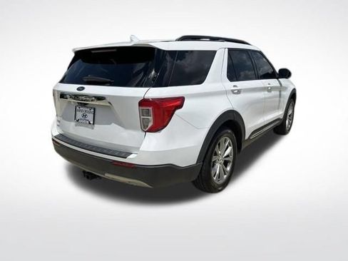 Used 2020 Ford Explorer XLT w/ Equipment Group 202A RWD image 5