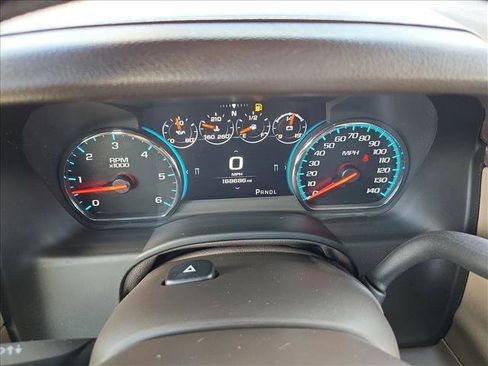 Used 2017 GMC Yukon SLT image 11