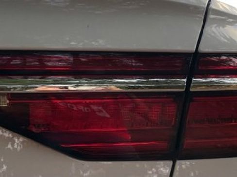 Used 2019 Audi A8 L 3.0T w/ Executive Package image 10