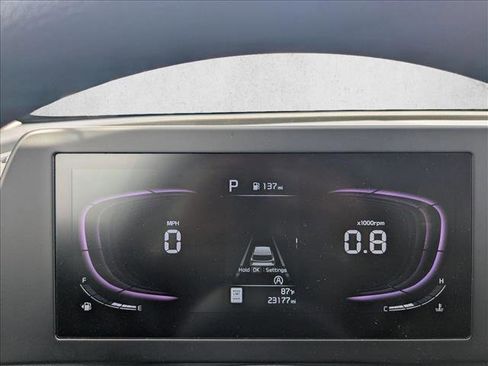 Used 2025 Kia Sportage LX image 11