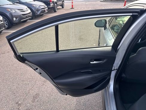 Used 2020 Toyota Corolla SE image 37